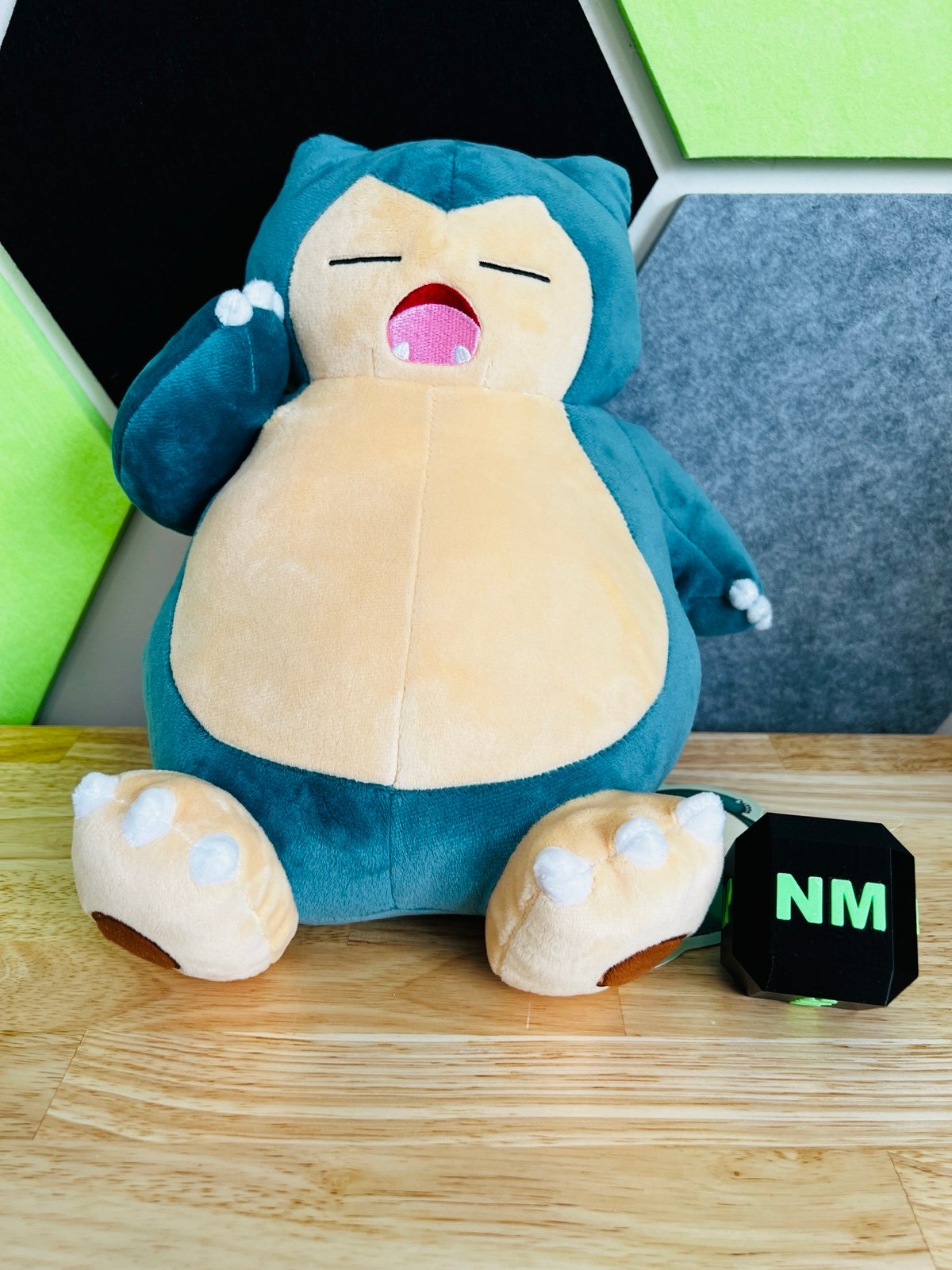 Plush Limited YAWN Snorlax NWT