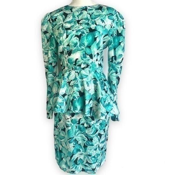 Vintage Handmade long sleeve peplum pencil dress