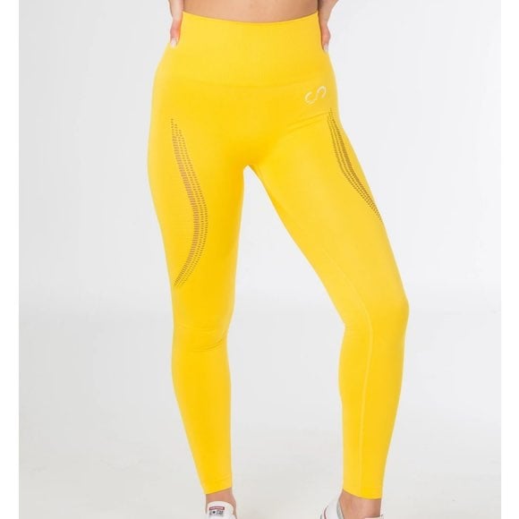 curves and combat boots leggings
