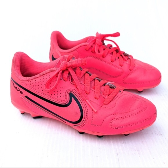 NIKE Kids Girls Tiempo Legend 9 Club FG/MG Soccer Cleats, Pink/Black