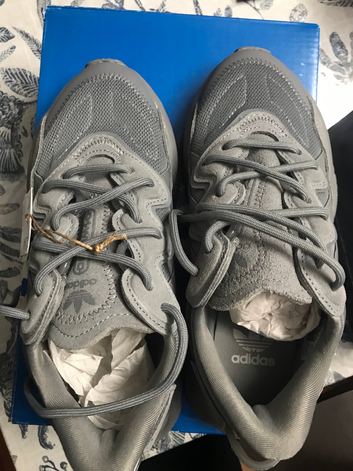adidas ozweego