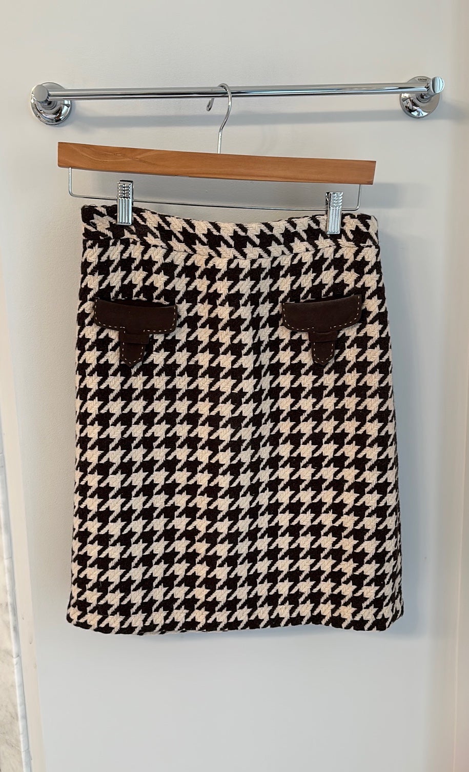 J. McLaughlin houndstooth scout flap skirt
