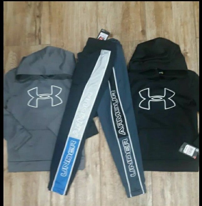 Bundle 4Amanda Under Armour Size 4