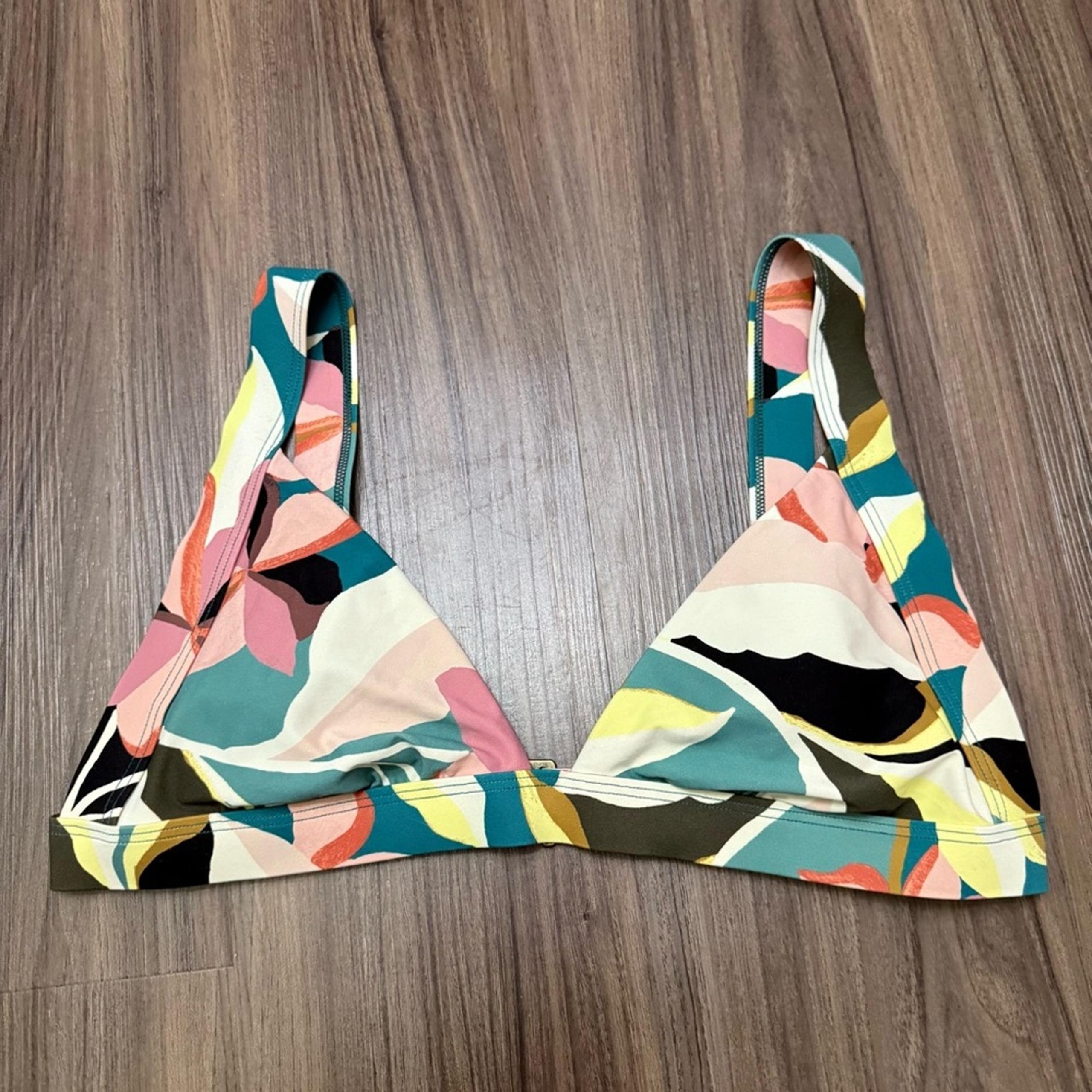 O’Neill women sz M Bikini Top wireless summer beach