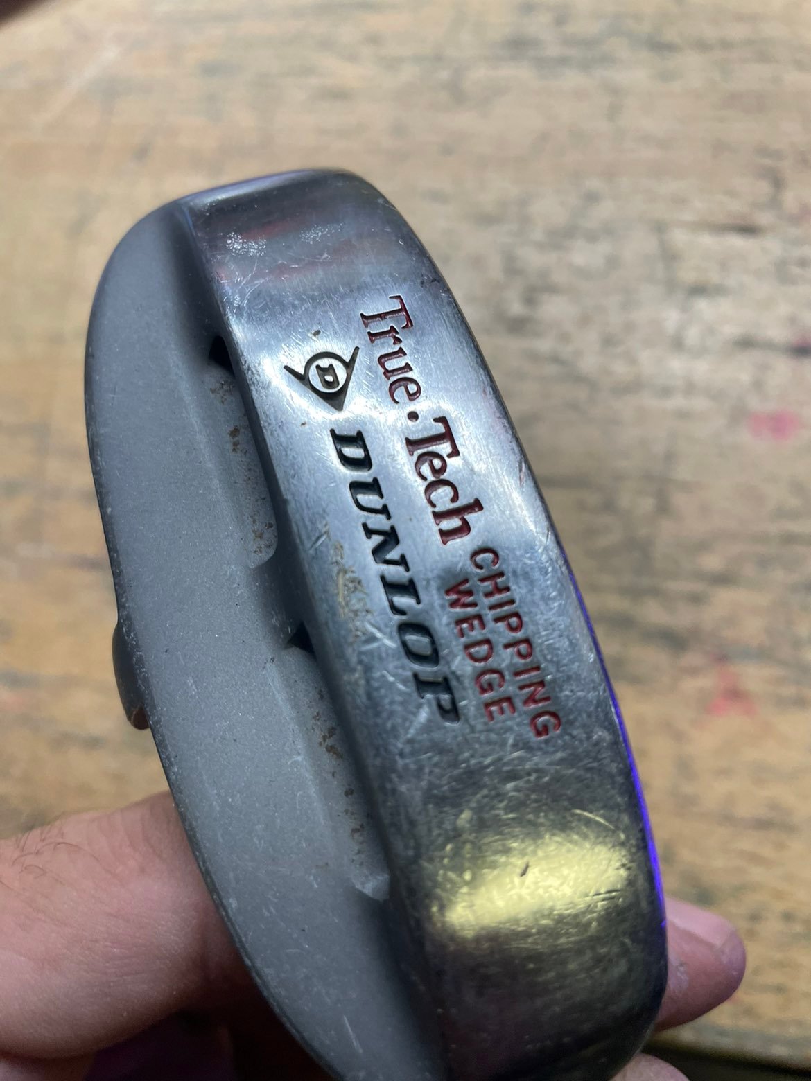 true tech dunlop chipping wedge right handed