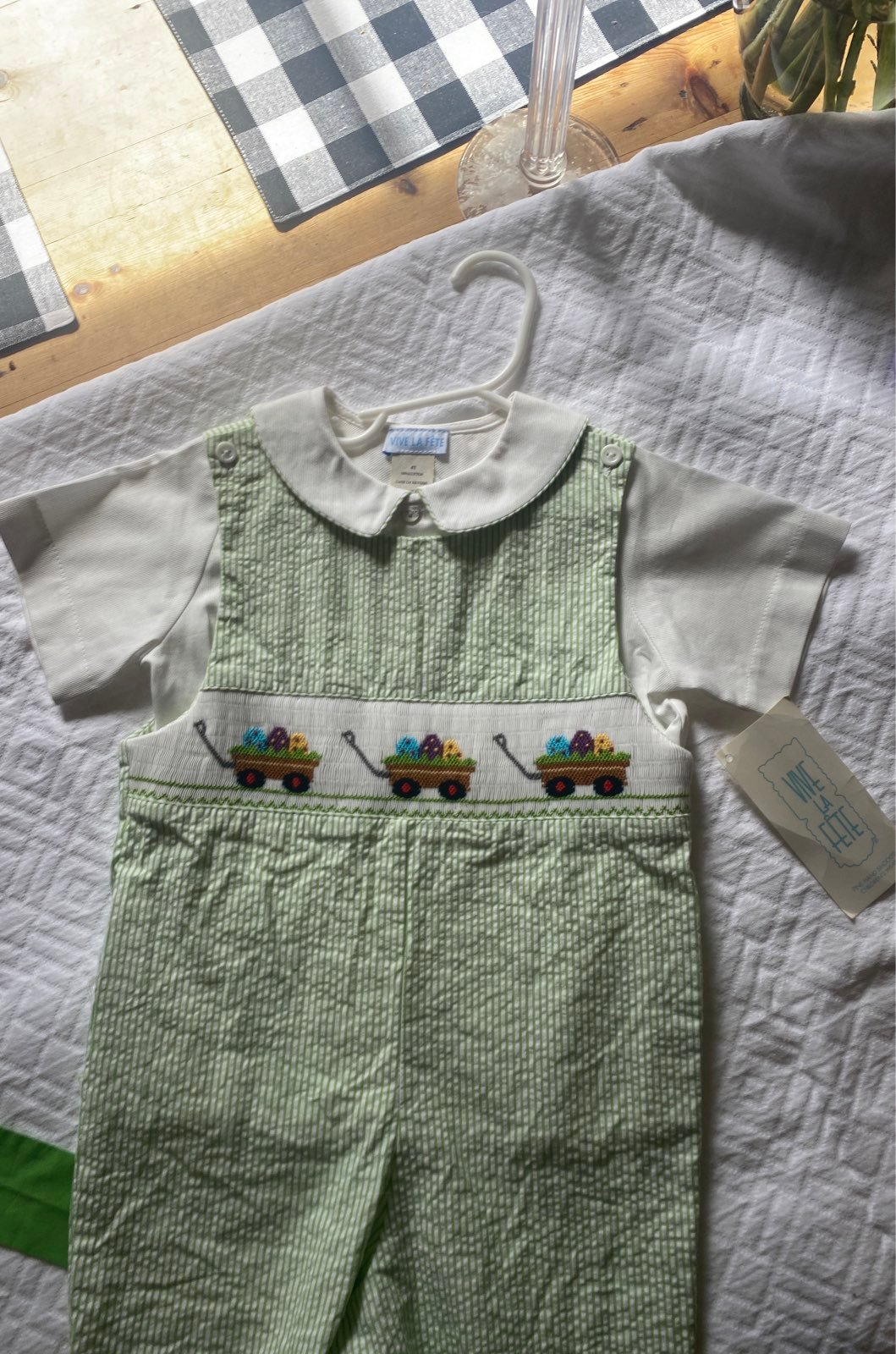 Viva la fete boys jonjon Easter size 4T