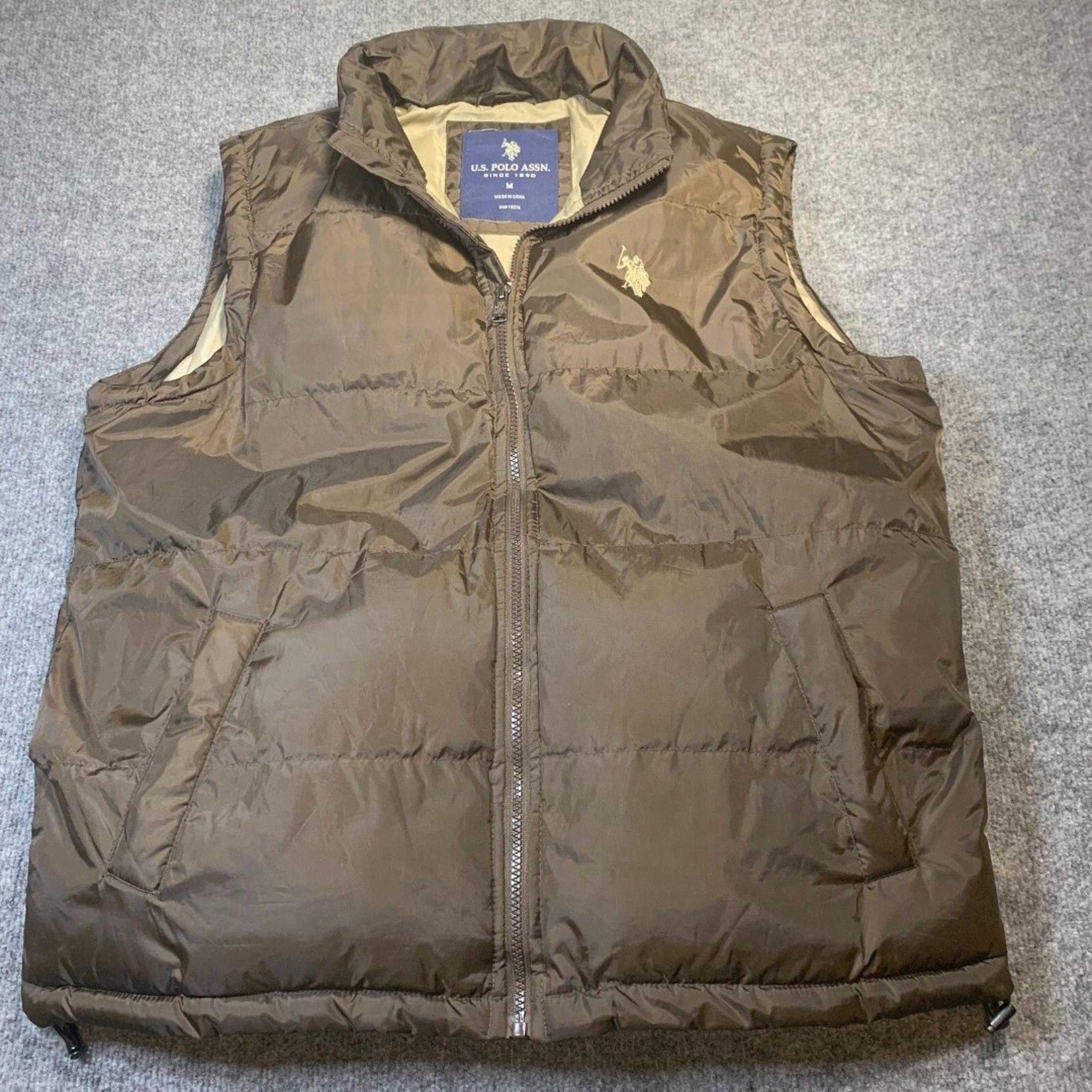Men’s U.S. Polo Assn. Signature Puffer Vest Men’s Size Medium