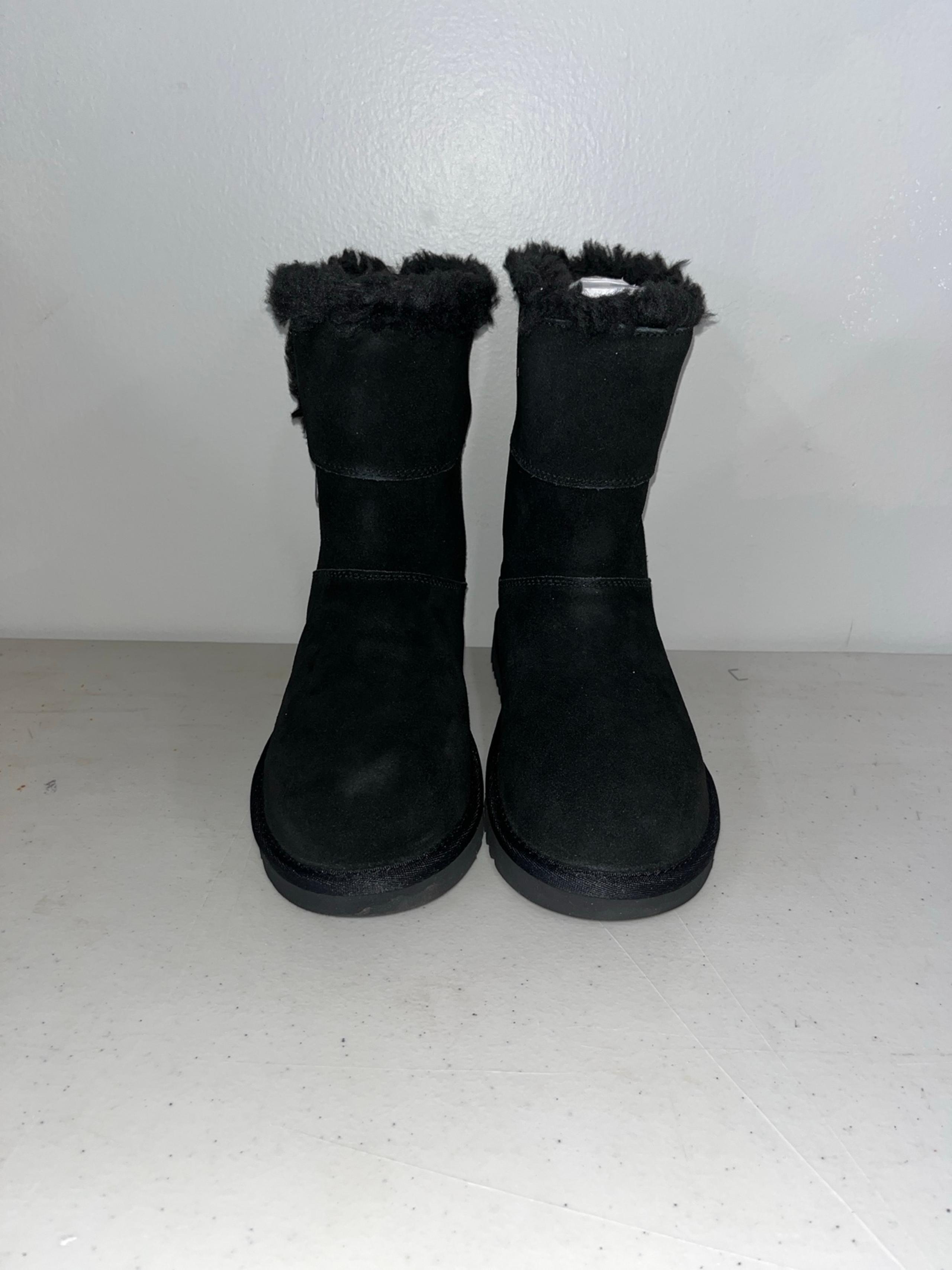 Koolaburra by UGG Women's Aribel Short Boot