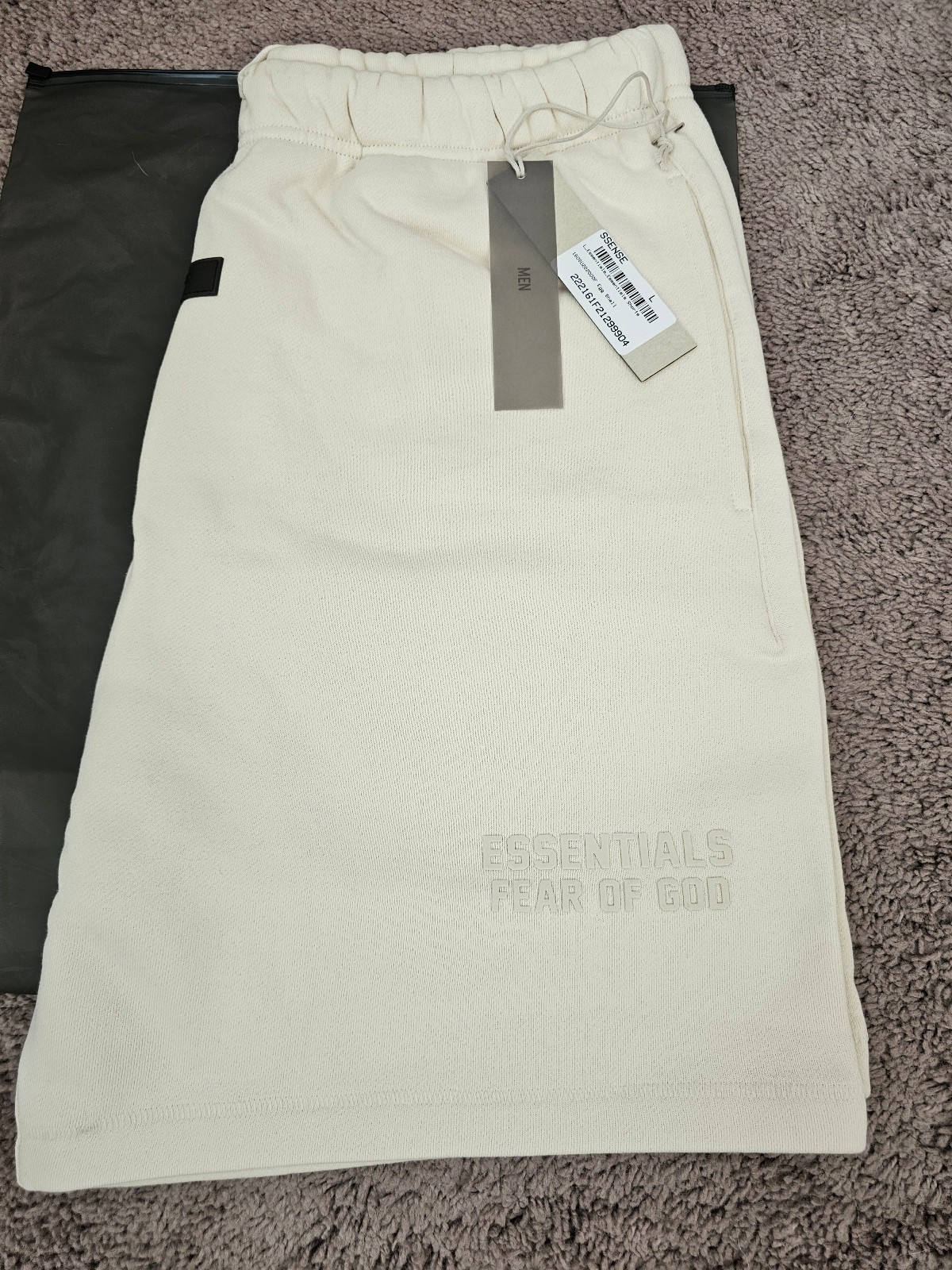 ESSENTIALS SHORTS EGG SHELL NWT MEN LARGE