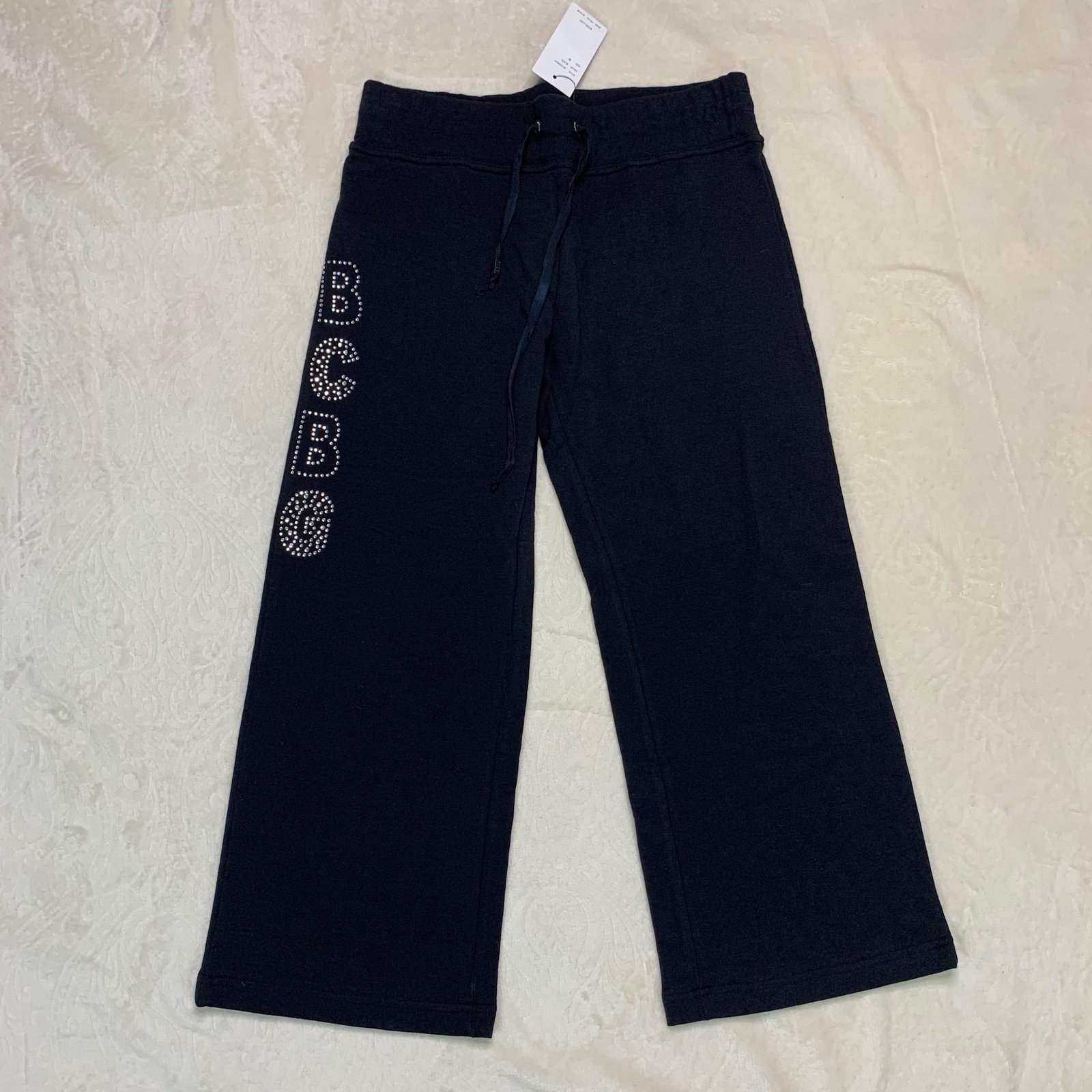 Nwt BCBGMaxAzria Rhinestone Spell Out Logo Capri Sweatpants Size Medium