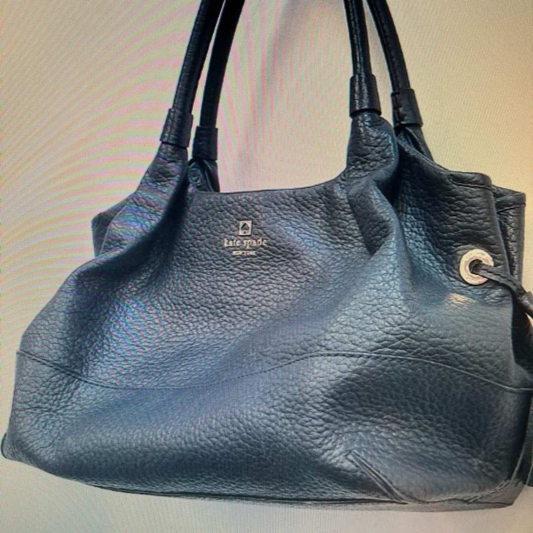 ♠️Kate Spade New York Pebble Black Leather Stevie bag