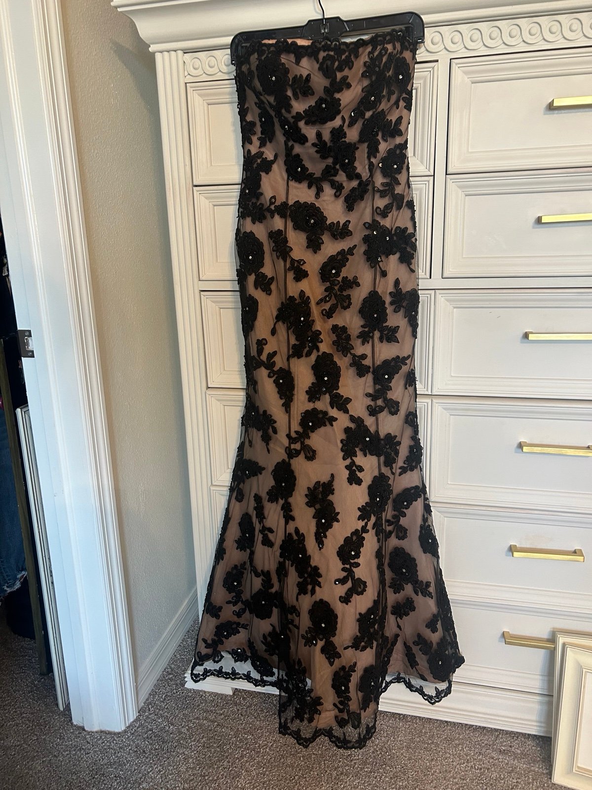 Jovani mermaid strapless gown SZ 2
