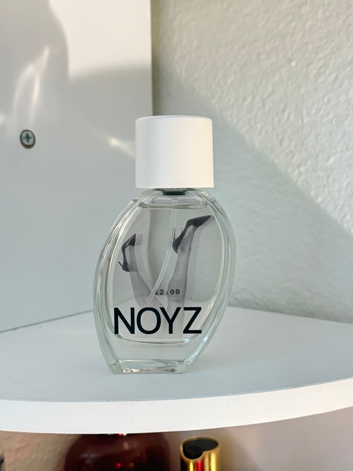 NOYZ 12:00 Perfume