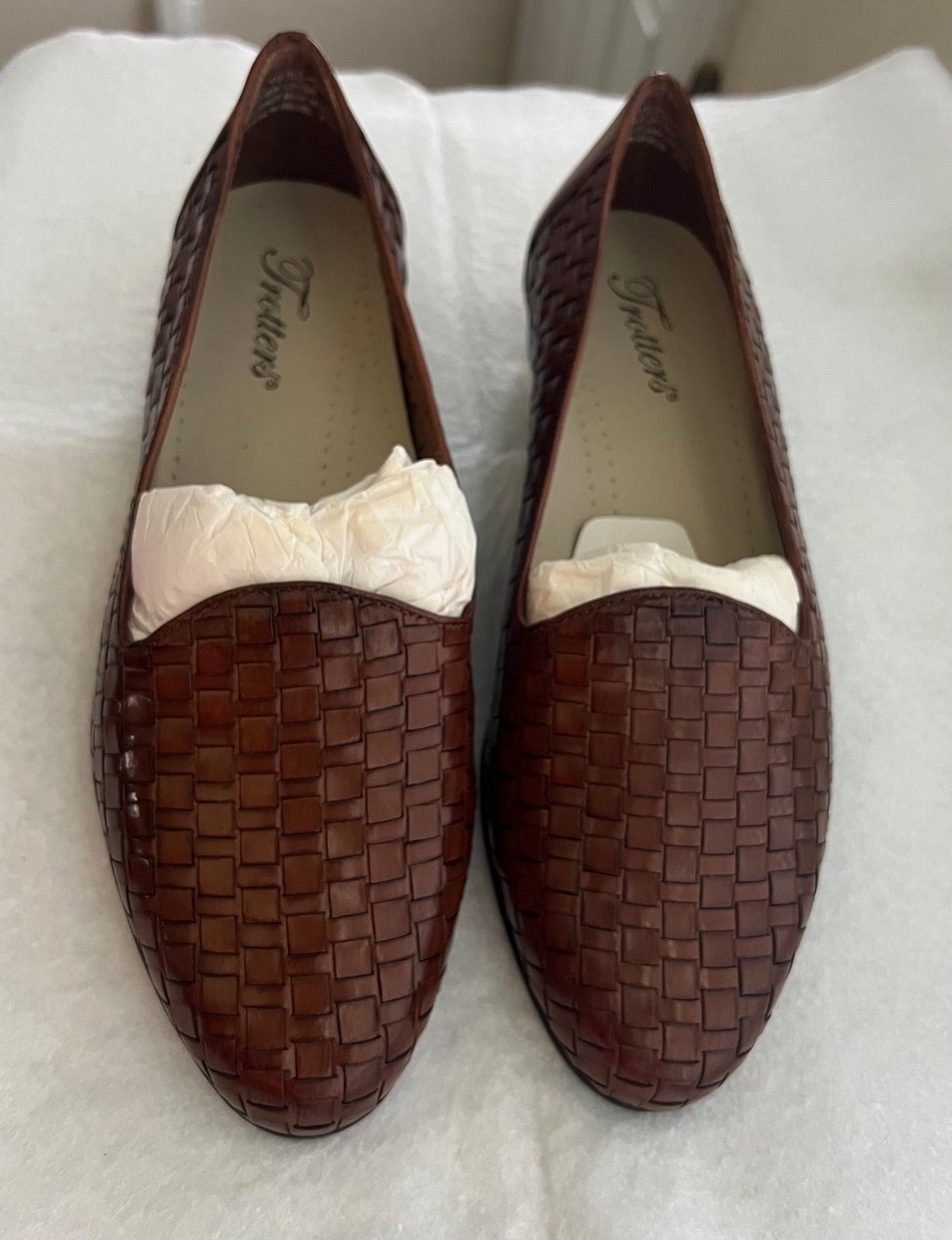 NWOT Trotters Loafers