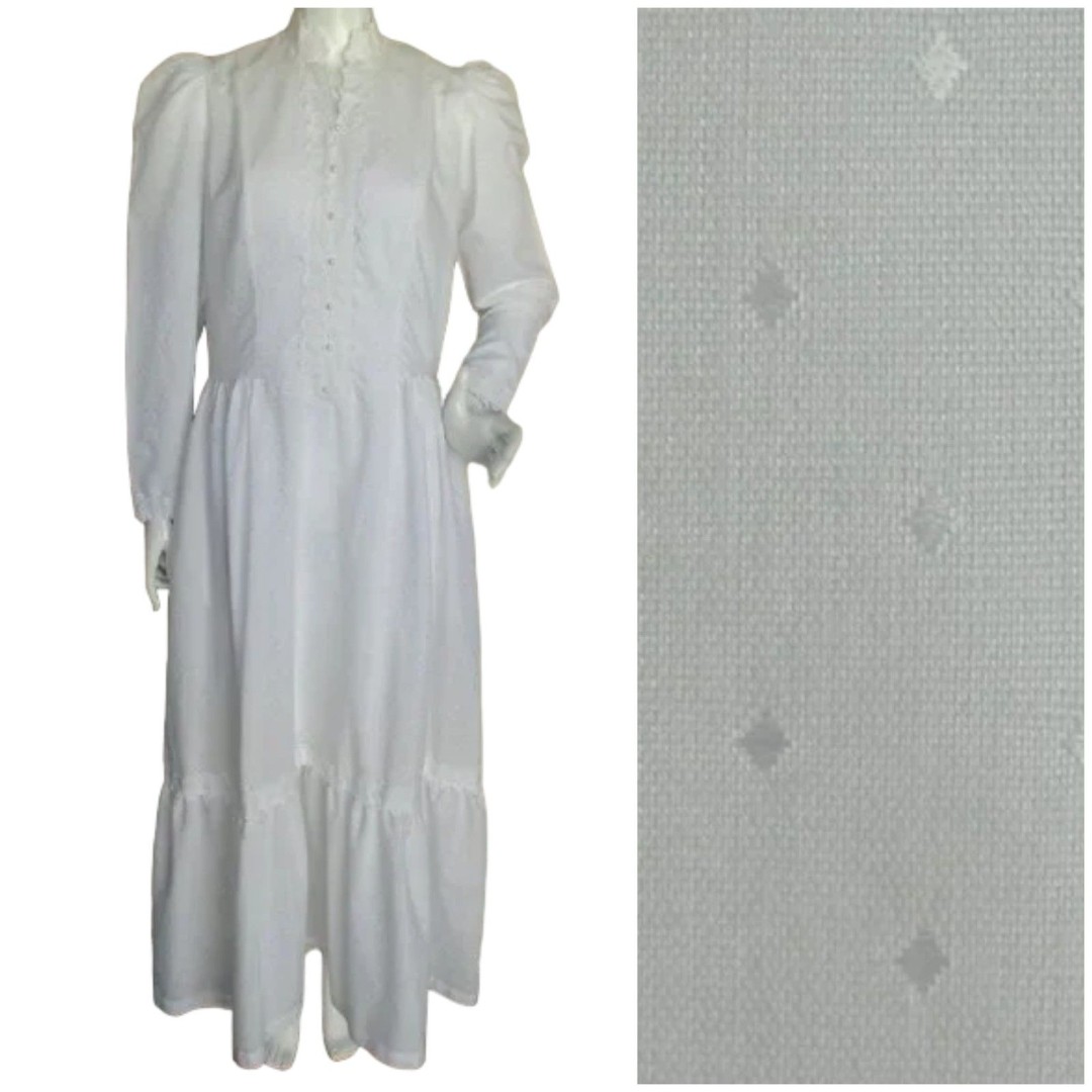 LE VOY'S Prairie Nightgown, M, White, Maxi, Diamond Jacquard, Buttons, long slvs