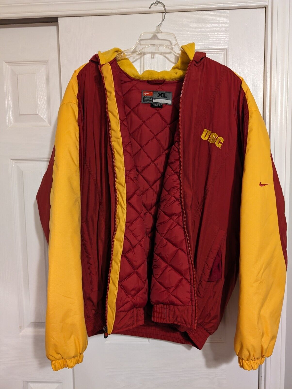 USC Trojans Vintage Team Nike Jacket XL (Will only increase in value over time)