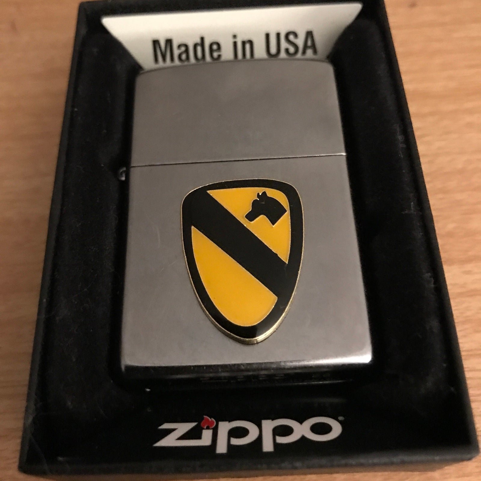 US Army 1st Cavalry Division Badge Zippo Lighter New In Box