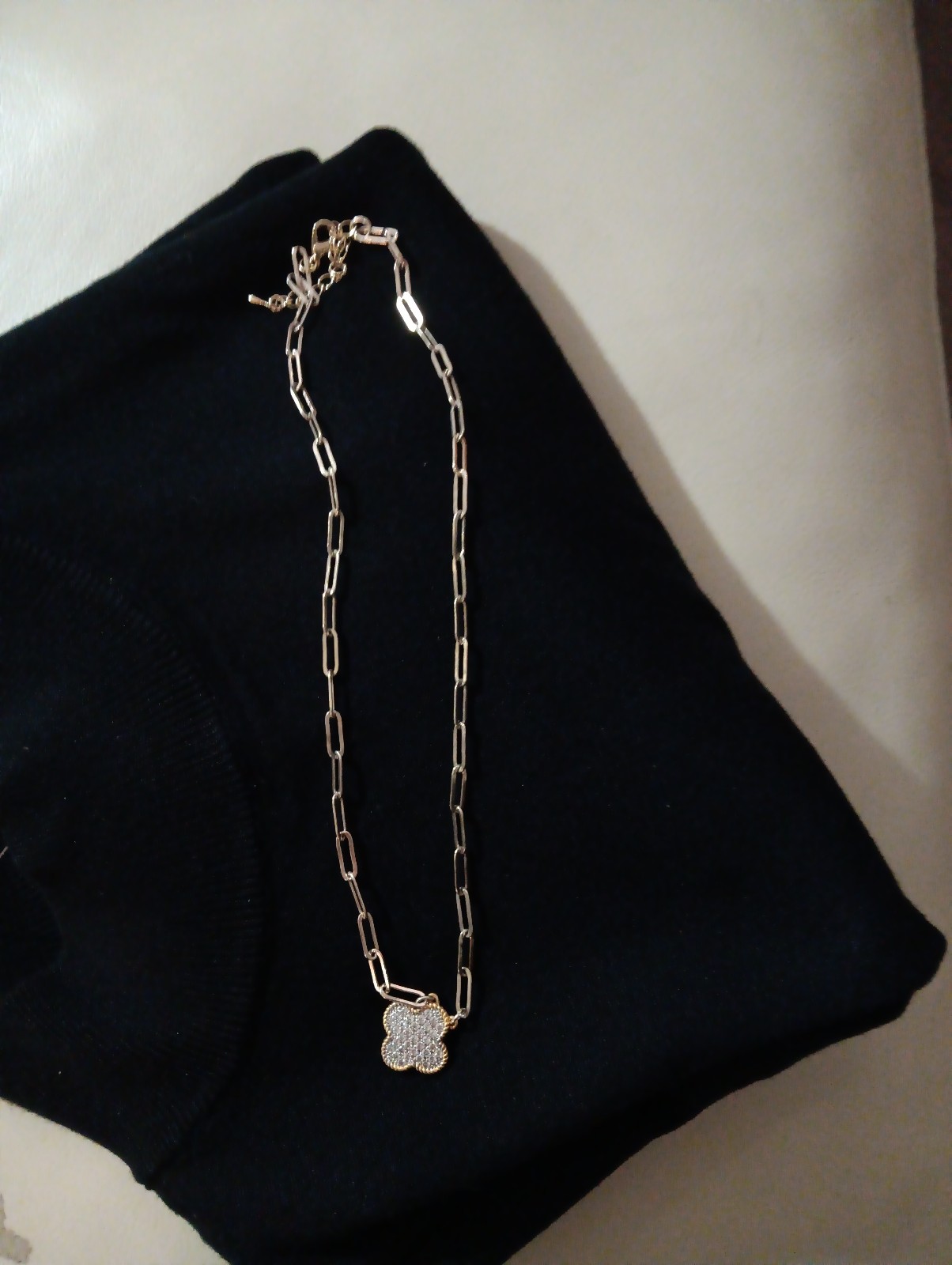 Clover necklace