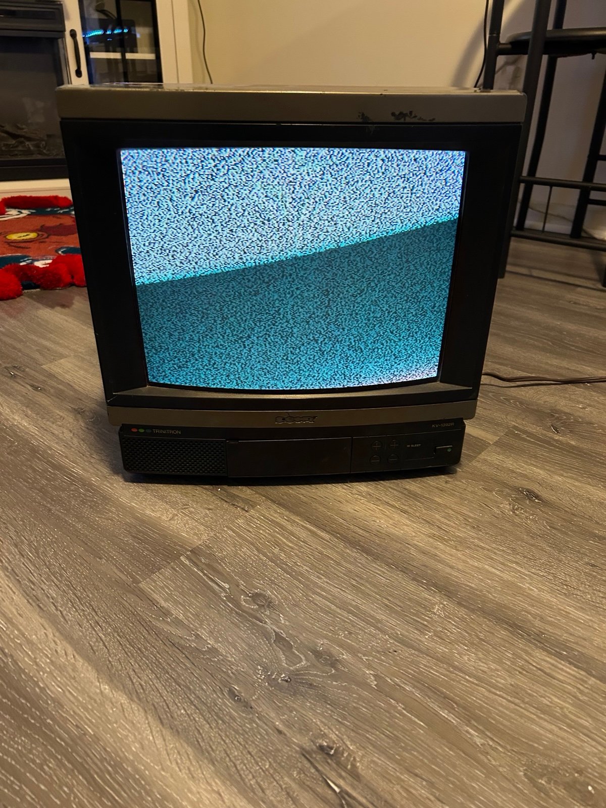 VINTAGE 1987 13 SONY CRT KV-1392R TRINITRON COLOR TV TESTED AND WORKING