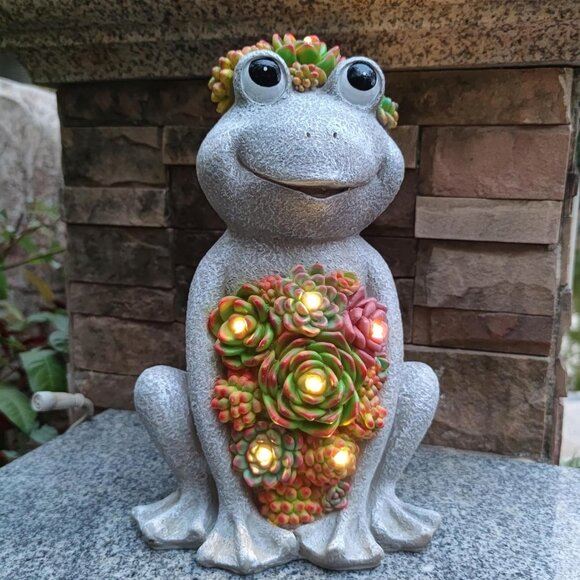 New Large Frog Solar Garden Statue Succulent Decor with 8 LED Lights for Yard