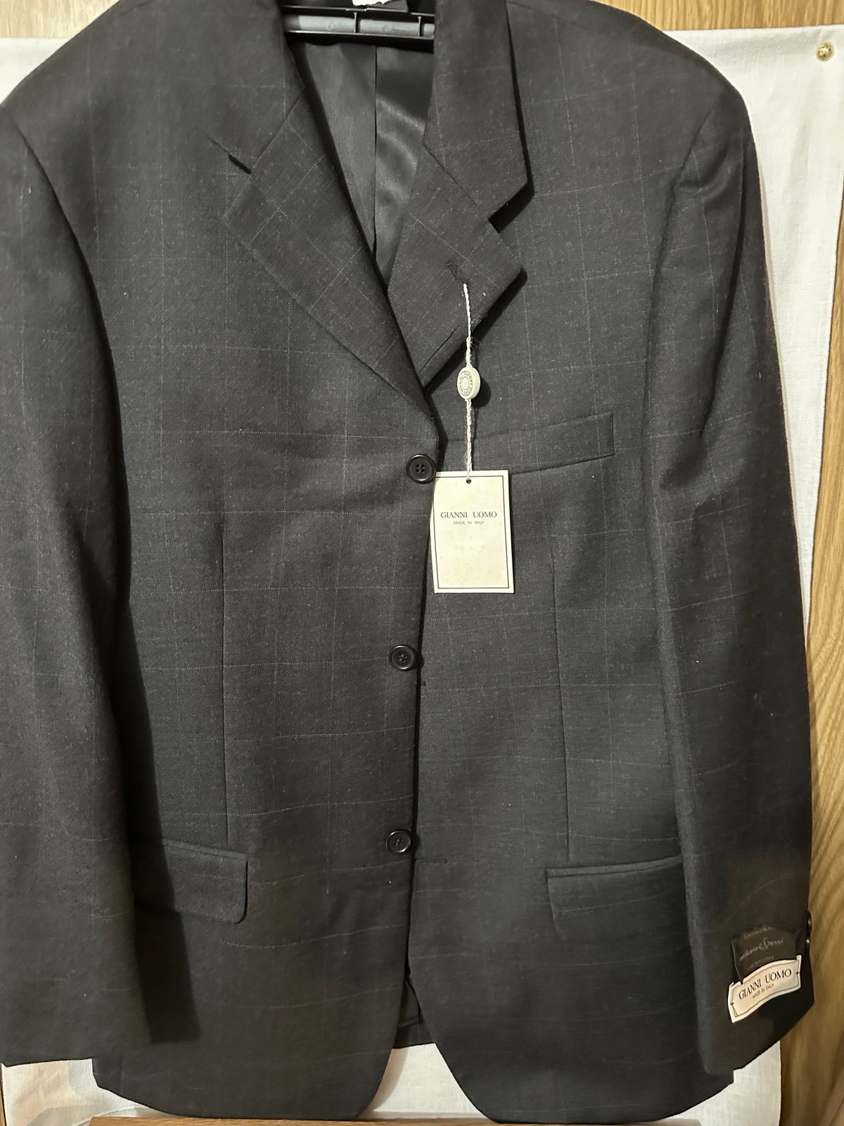 Gianni Uono suit jacket, 40R