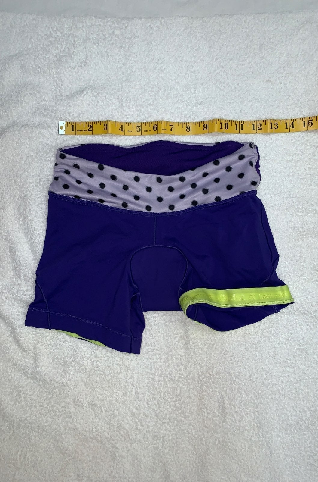 Lululemon Velo Vixen Padded Bike 5 Shorts 4