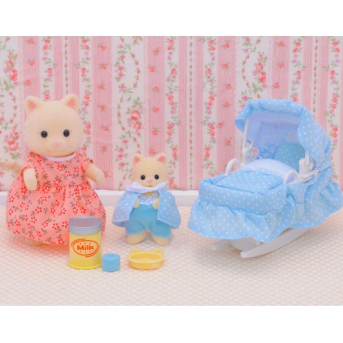C291 Epoch Sylvanian Calico Critters The New Arrival Cat Mother Son Cradle