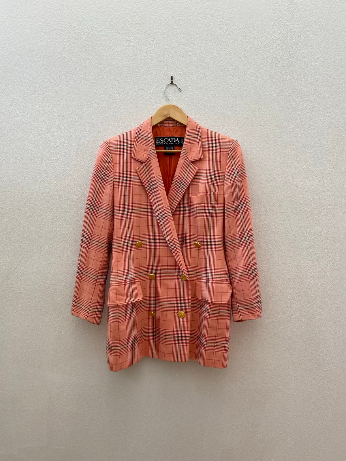 Escada pink wool silk blazer