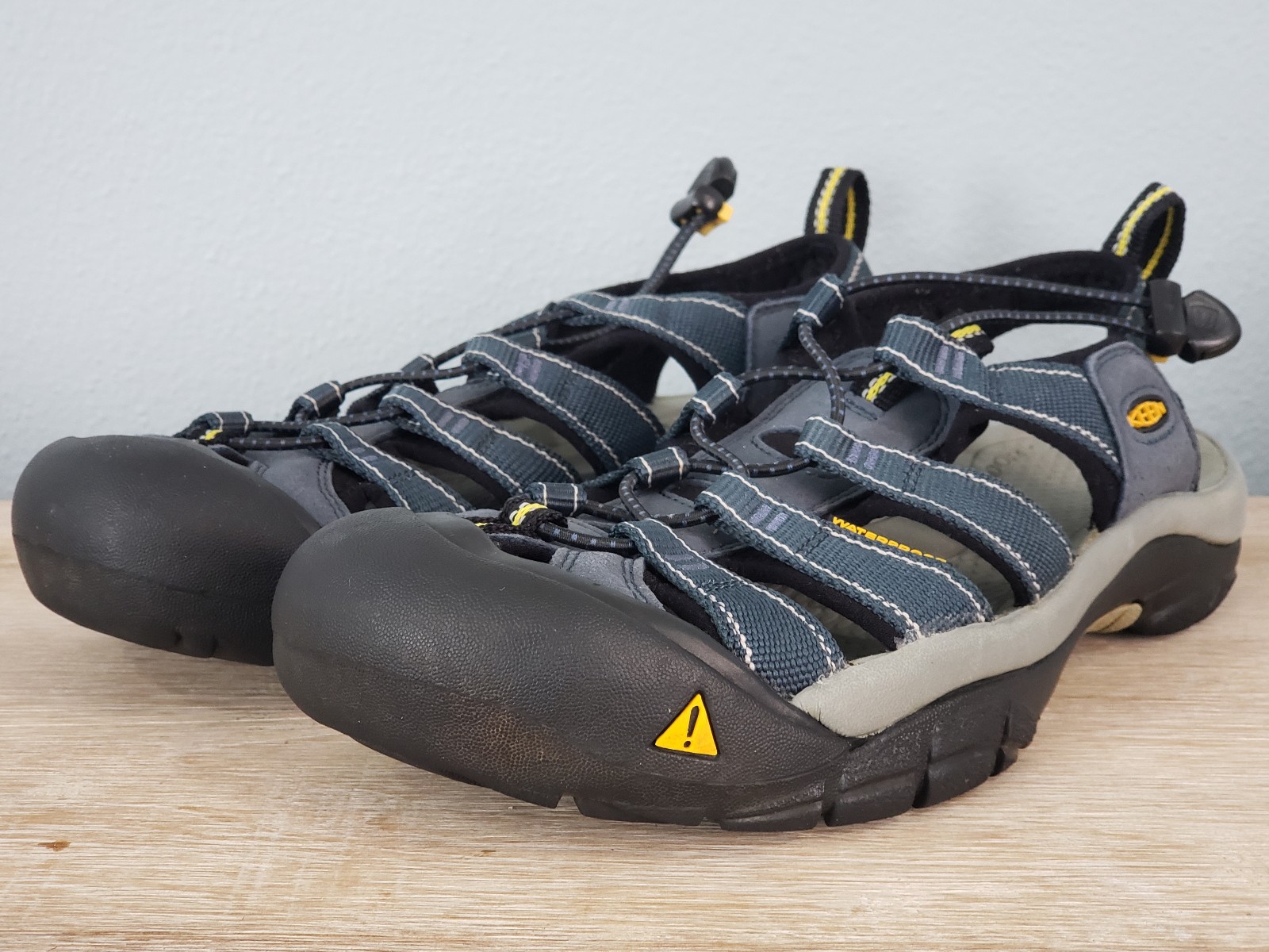 KEEN Men's Newport H2 Waterproof Hiking Sandals (8.5) Blue
