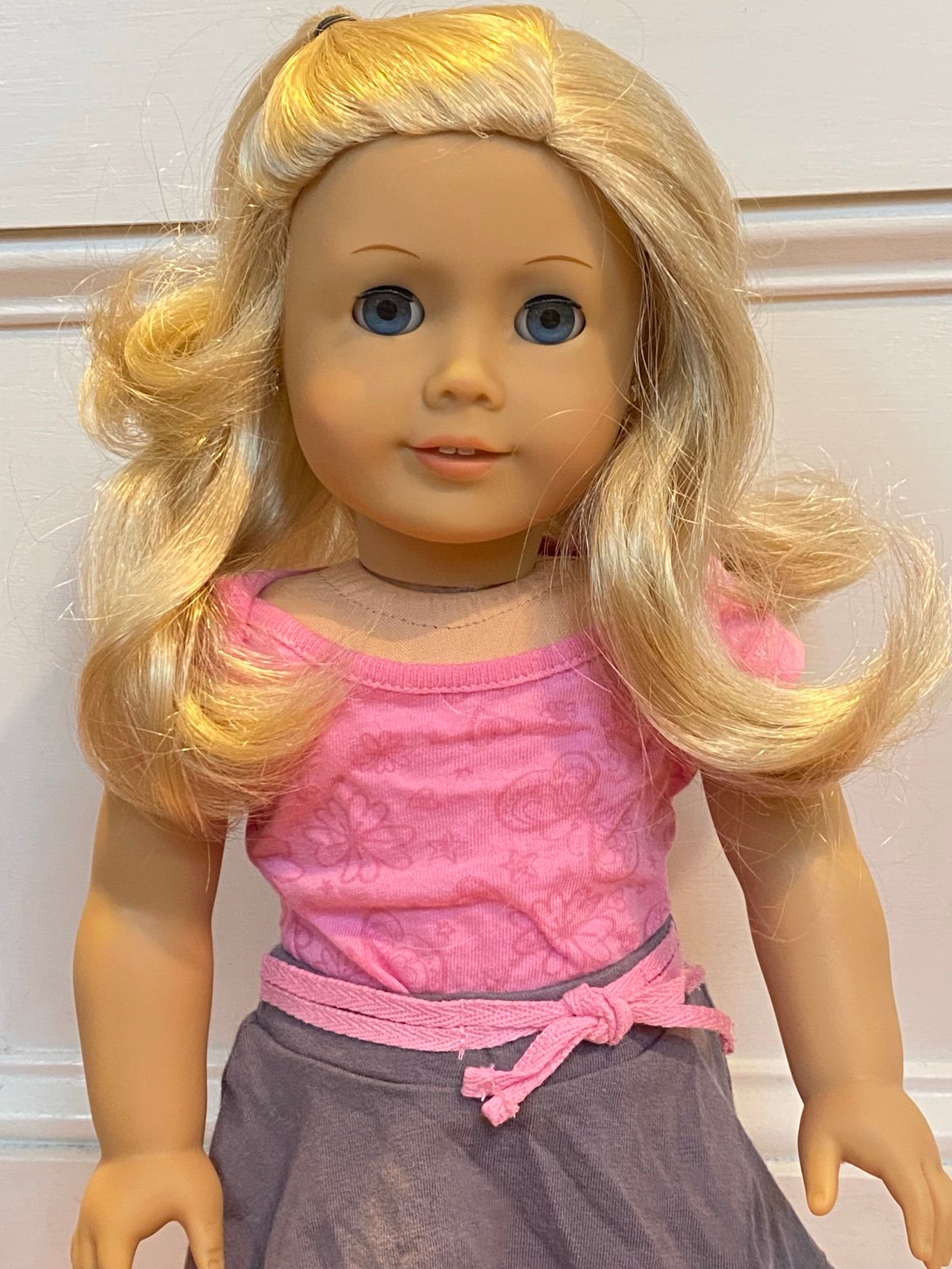 American Girl Truly Me 22 EUC Meet Outfit Pierced Ears Just Like You