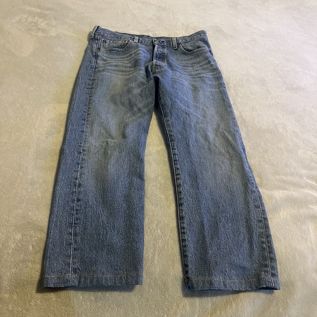 Vintage Levi's 501 Jeans Men 33x30 Blue Bootcut Denim Button Fly Western (32x25)