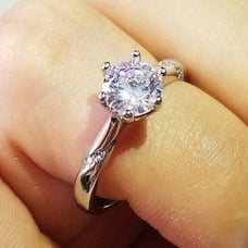 NEW SILVER ROUNG SOLITAIRE DIAMOND ENGAGEMENT RING