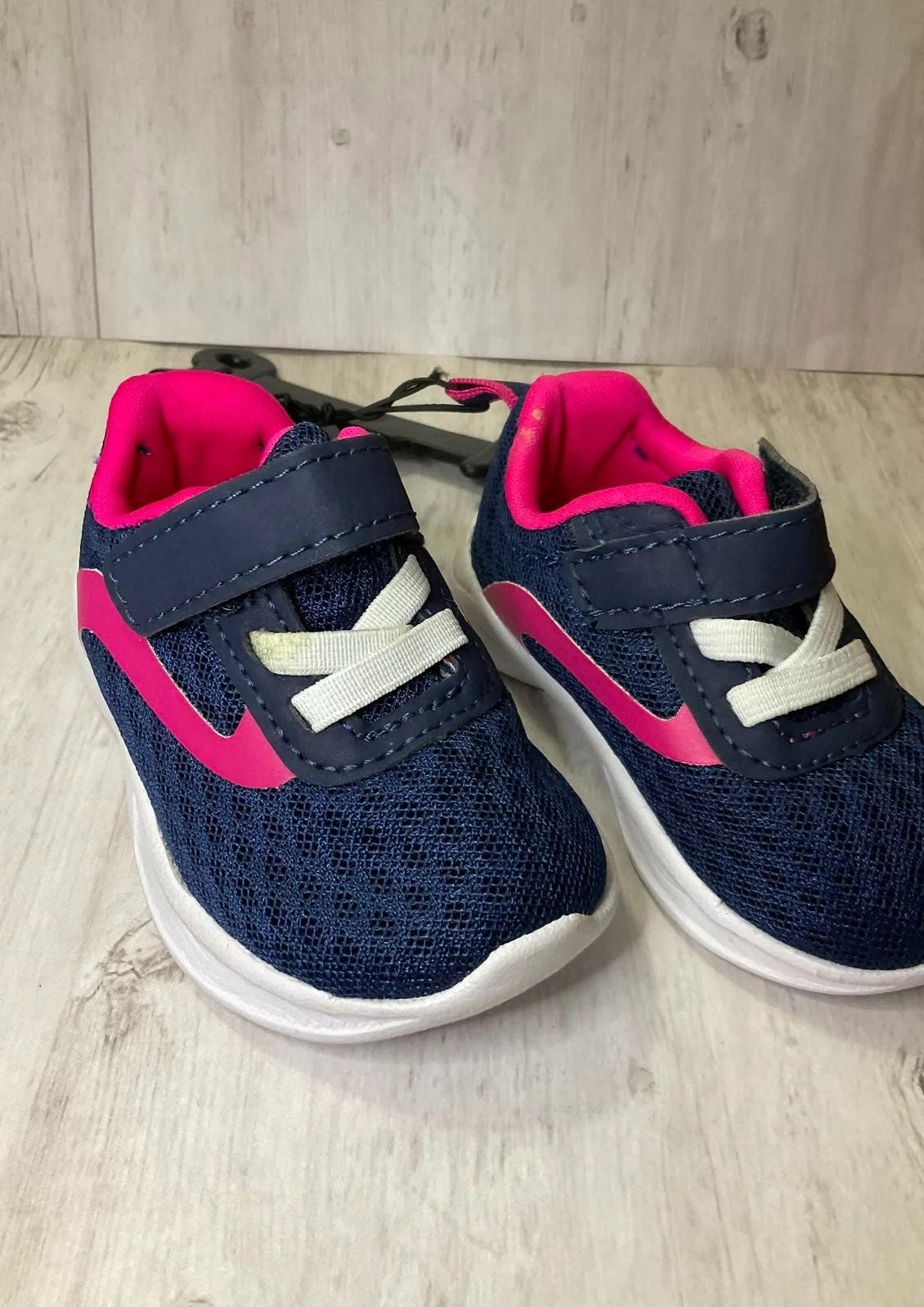 Toddler shoe size 3 (girls)