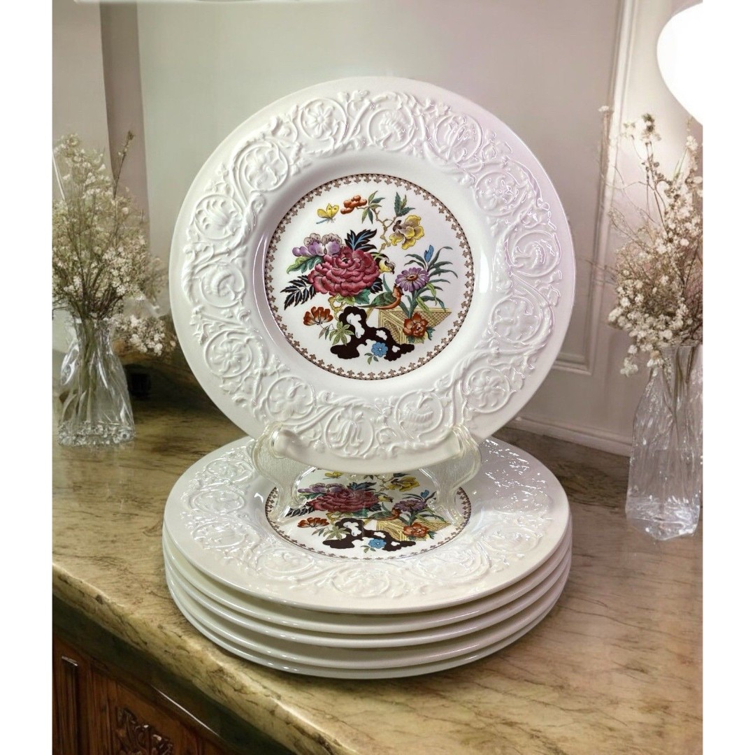 Vintage Wedgwood Wellesley Bullfinch Dinner Plates 10 5/8” Set Of 6