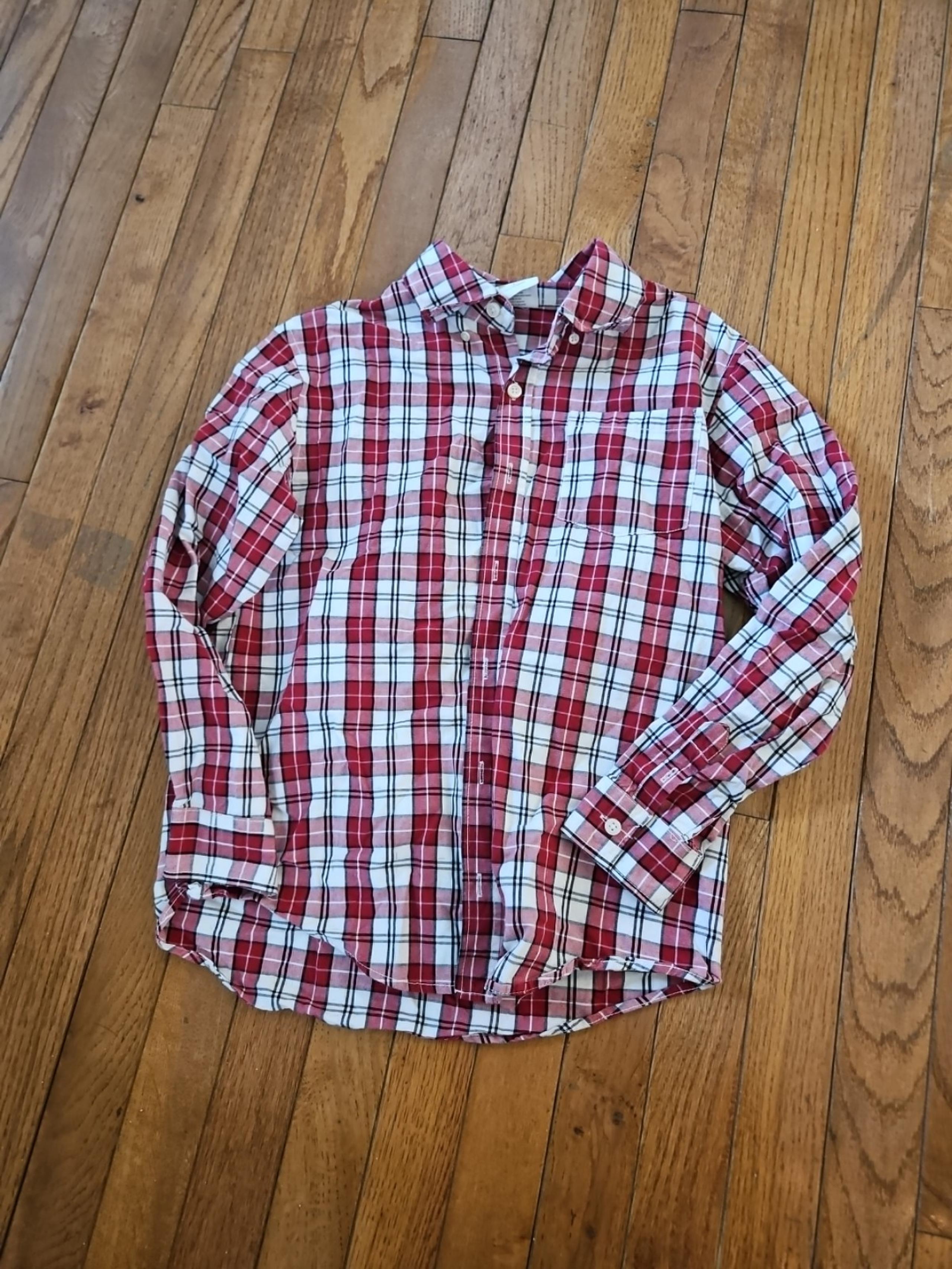 Crazy 8 Boys Shirt Size Large Long Sleeve Button Down Christmas Red Plaid Shirt