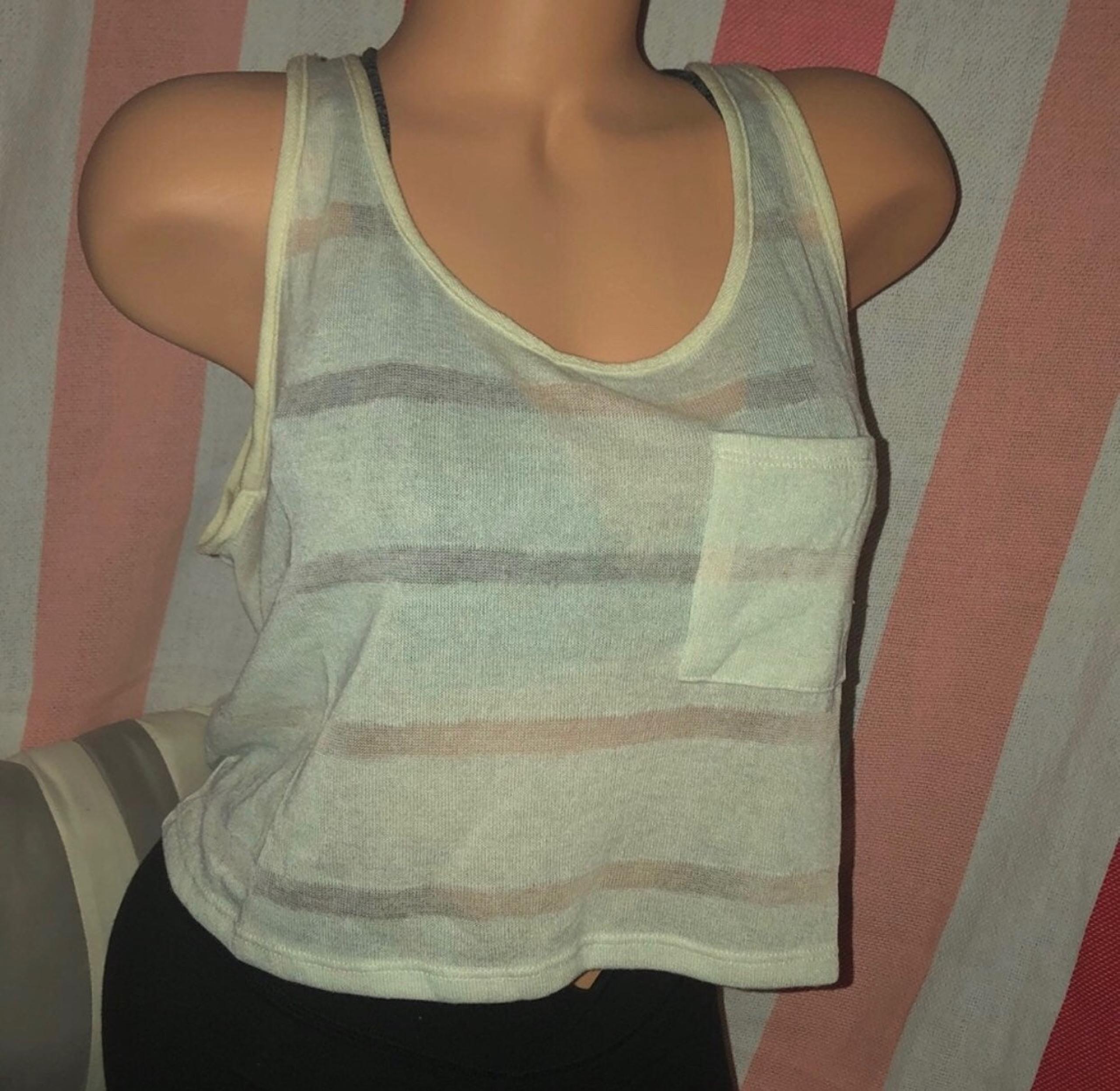 Obey Tank.  L.  NWT!!