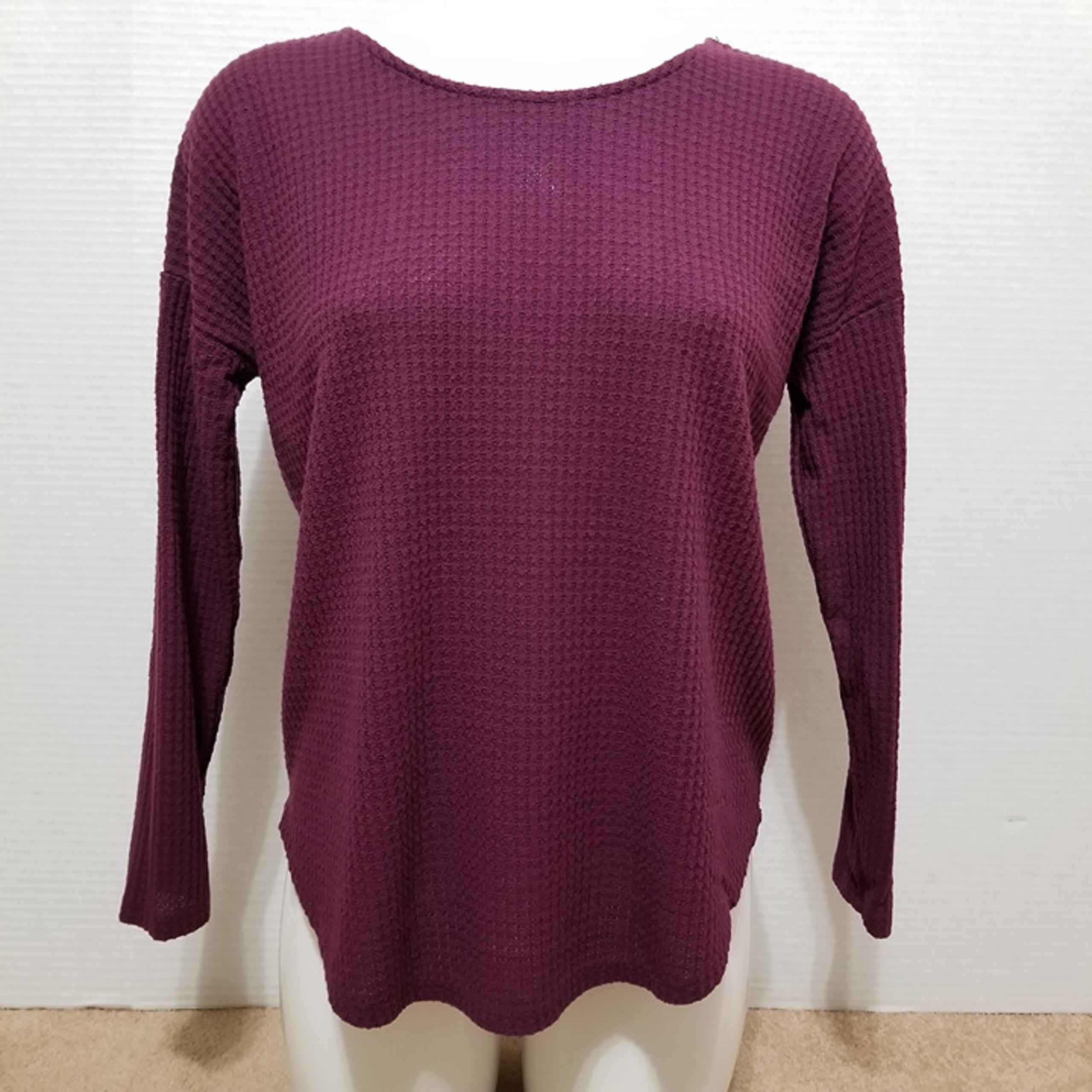 Charlotte Russe top XS long sleeve waffle knit curved hem criss cross detailing