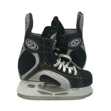 Easton Synergy 200 Hockey Skates Size 2
