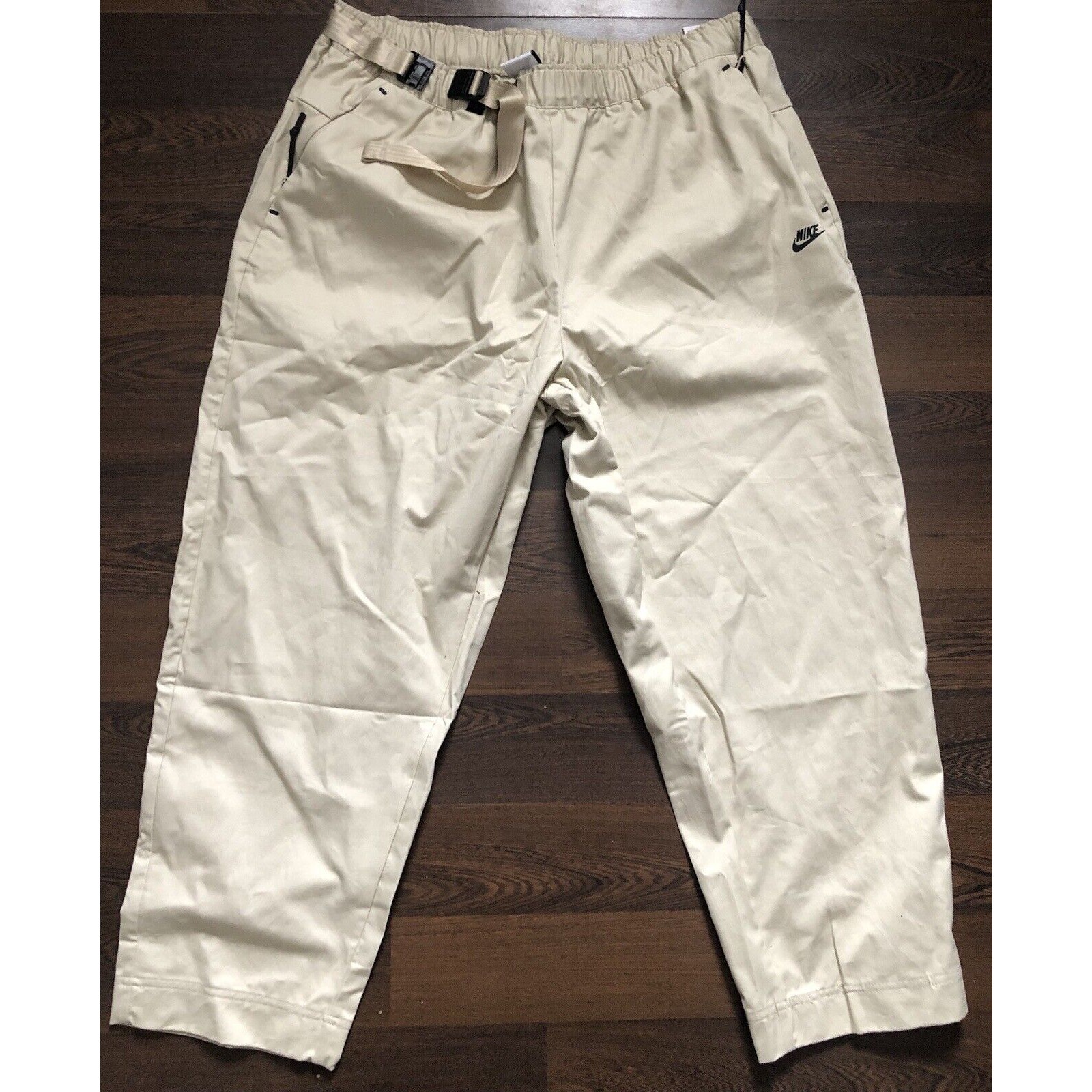 Nike Sportswear Tech Pack Sneaker Pants Men Sz XL Woven Unlined DM5547-206 120