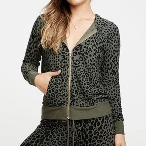 NWT Chaser Cozy Leopard Zip Hoodie Small Zip Jacket Small