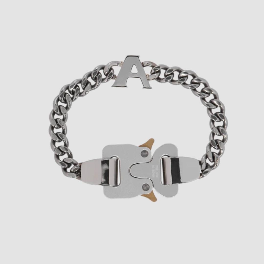 Alyx Buckle Bracelet with Charm in Silver