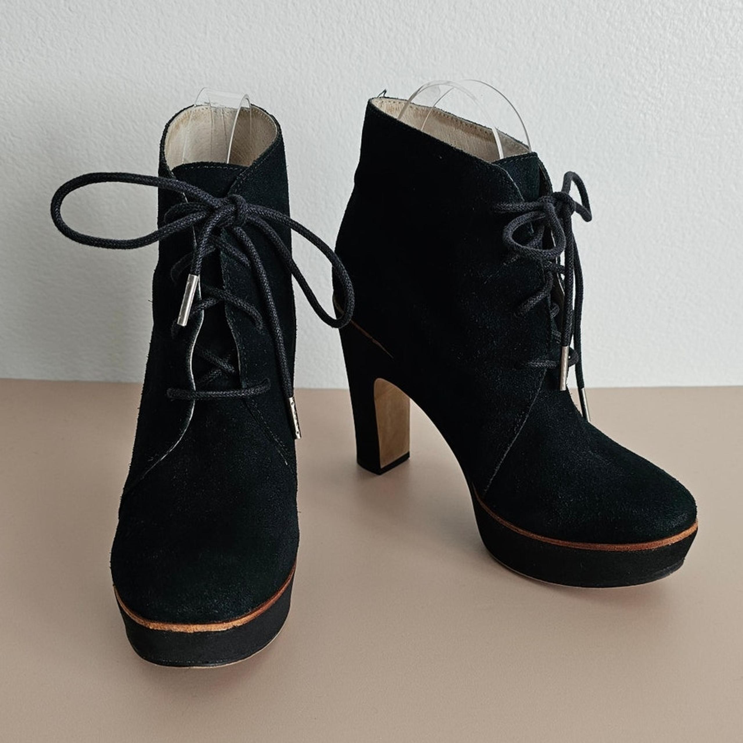 EUC Michael Kors Women Dark Green Rosalyn Suede Leather Ankle Platform Boots  6