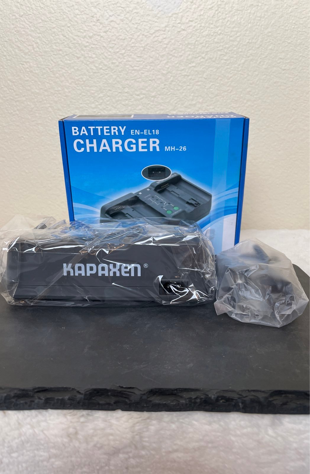 KAPAXEN™ MH-26 DUAL CHARGER FOR NIKON EN-EL18 EN-EL18A BATTERIES