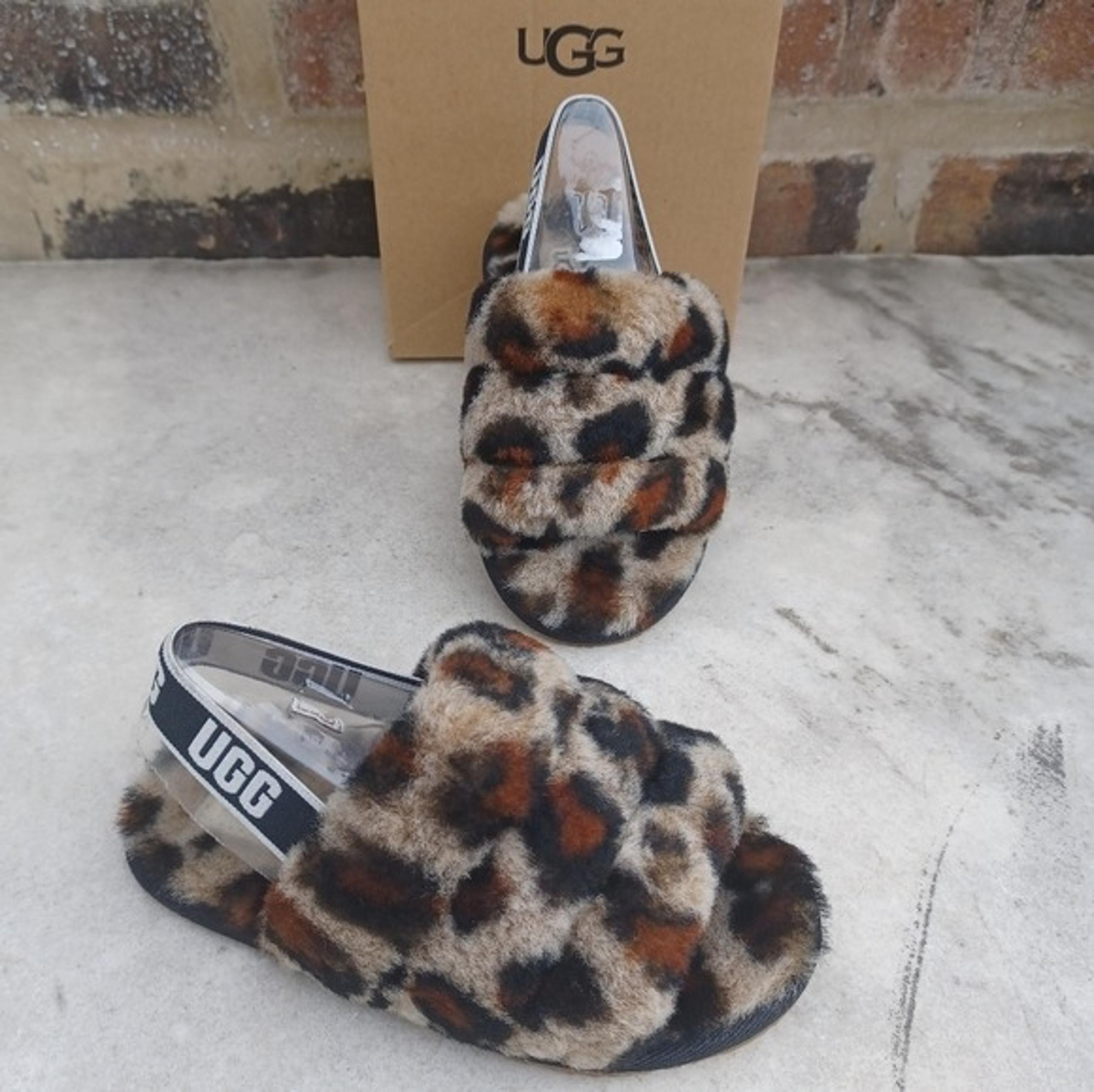 UGG Australia Fluff Toddler Slides Sandals Shoes Size 11 Kids