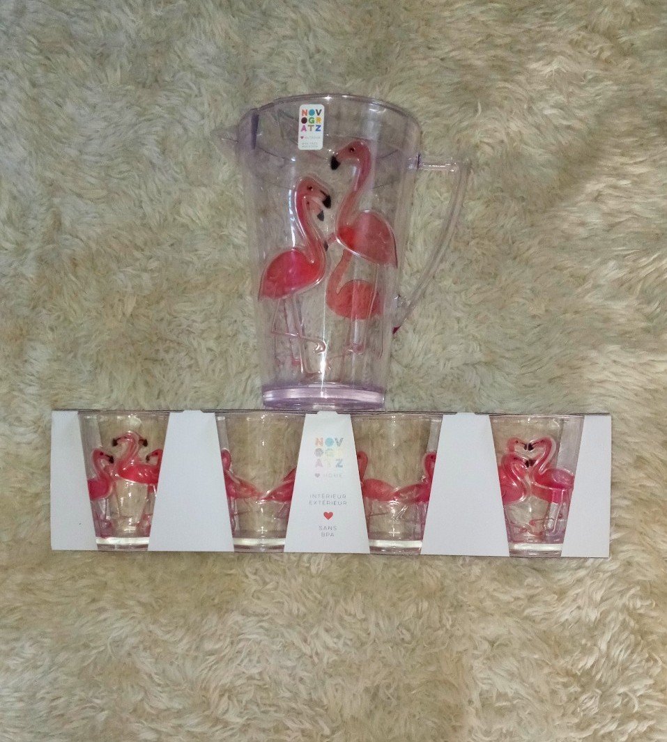 Acrylic Flamingo Pitcher 1Gallon And 4 Pack 15OZ Matching Cups NOVOGRATZ HOME