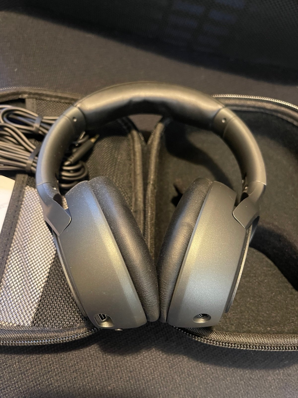 ACRUX Google wireless headphones