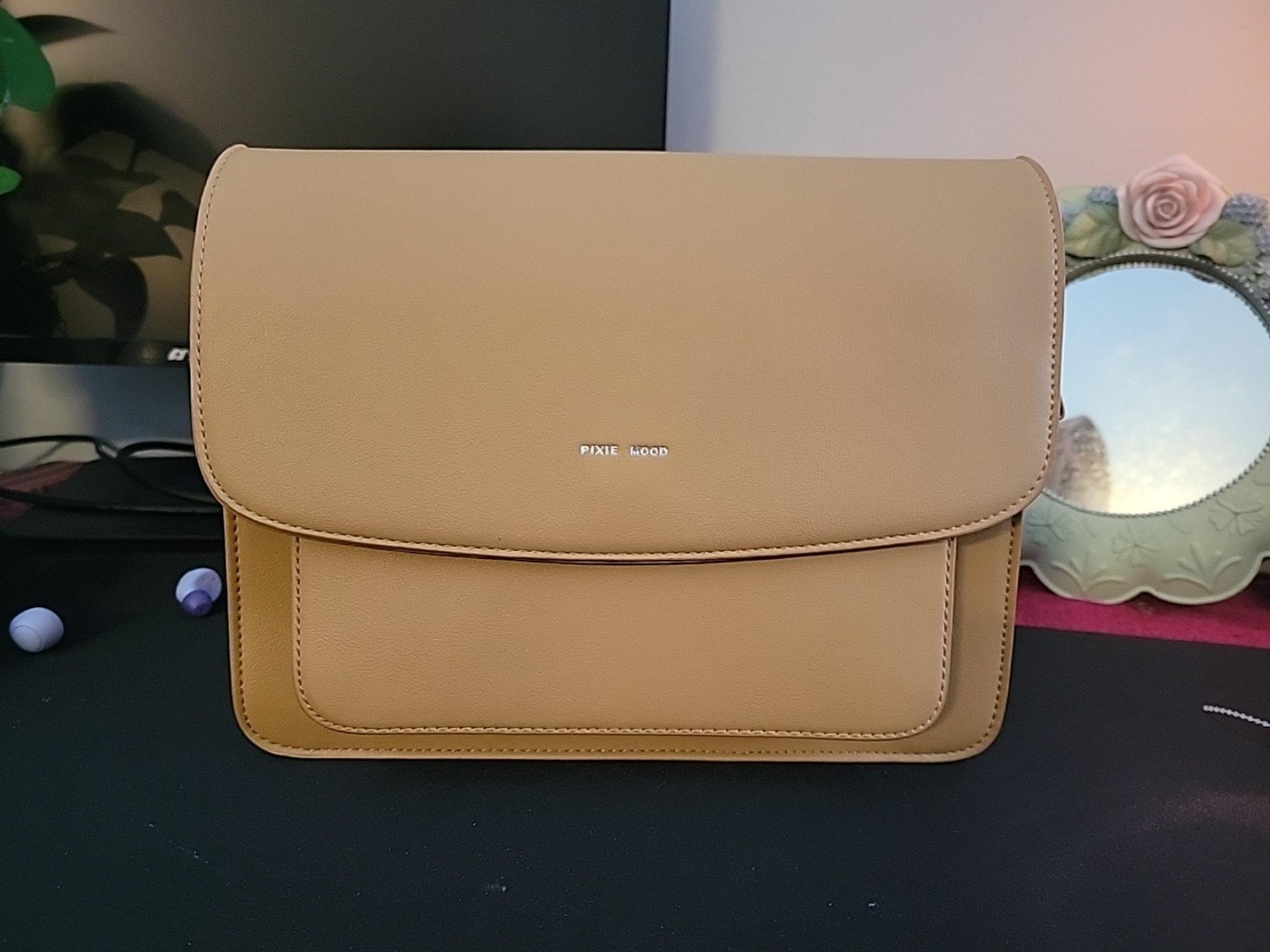 NWOT PIXIE MOOD Zoe Vegan Leather Tan Brown Adjustable Crossbody Purse Bag