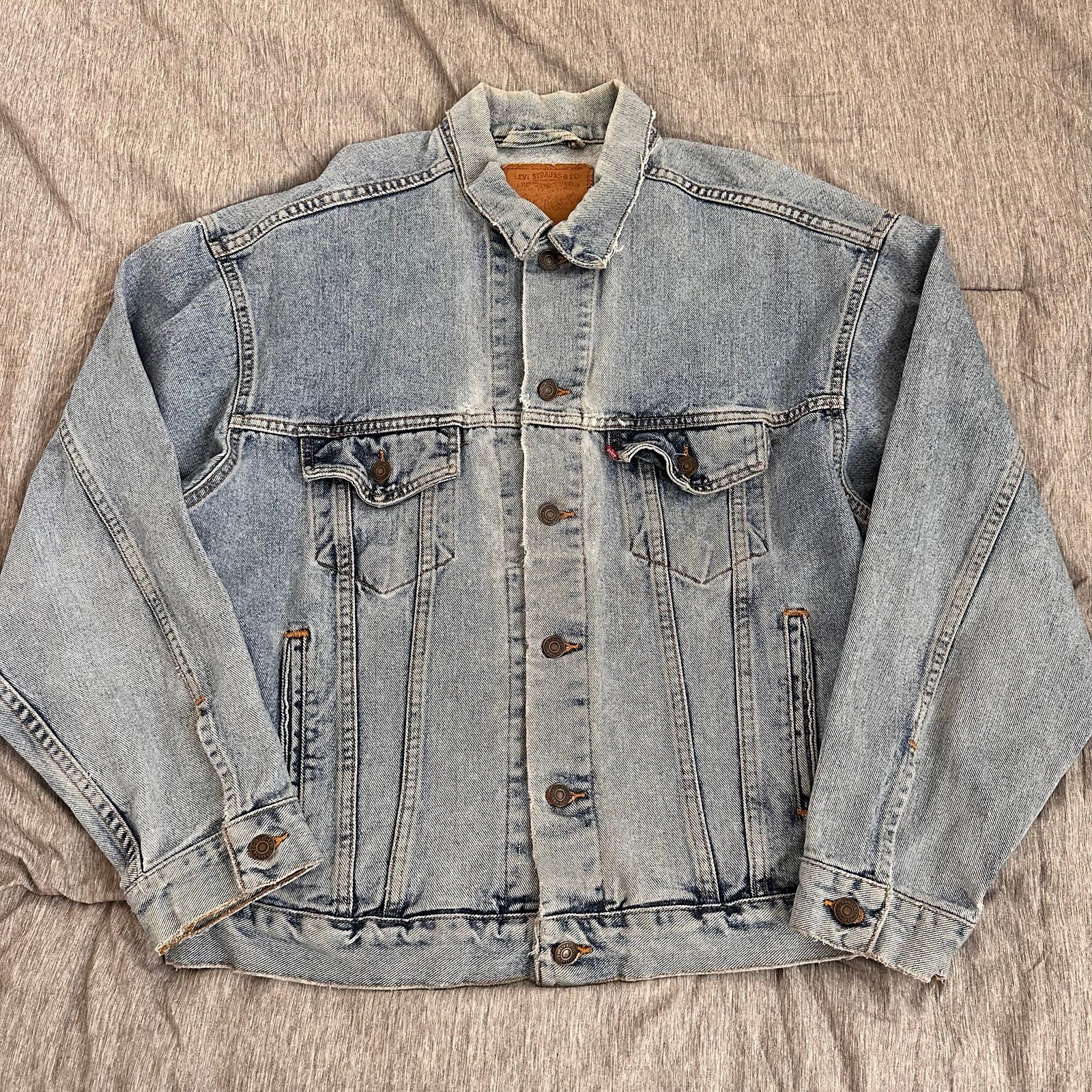 Vintage Levi’s denim jacket