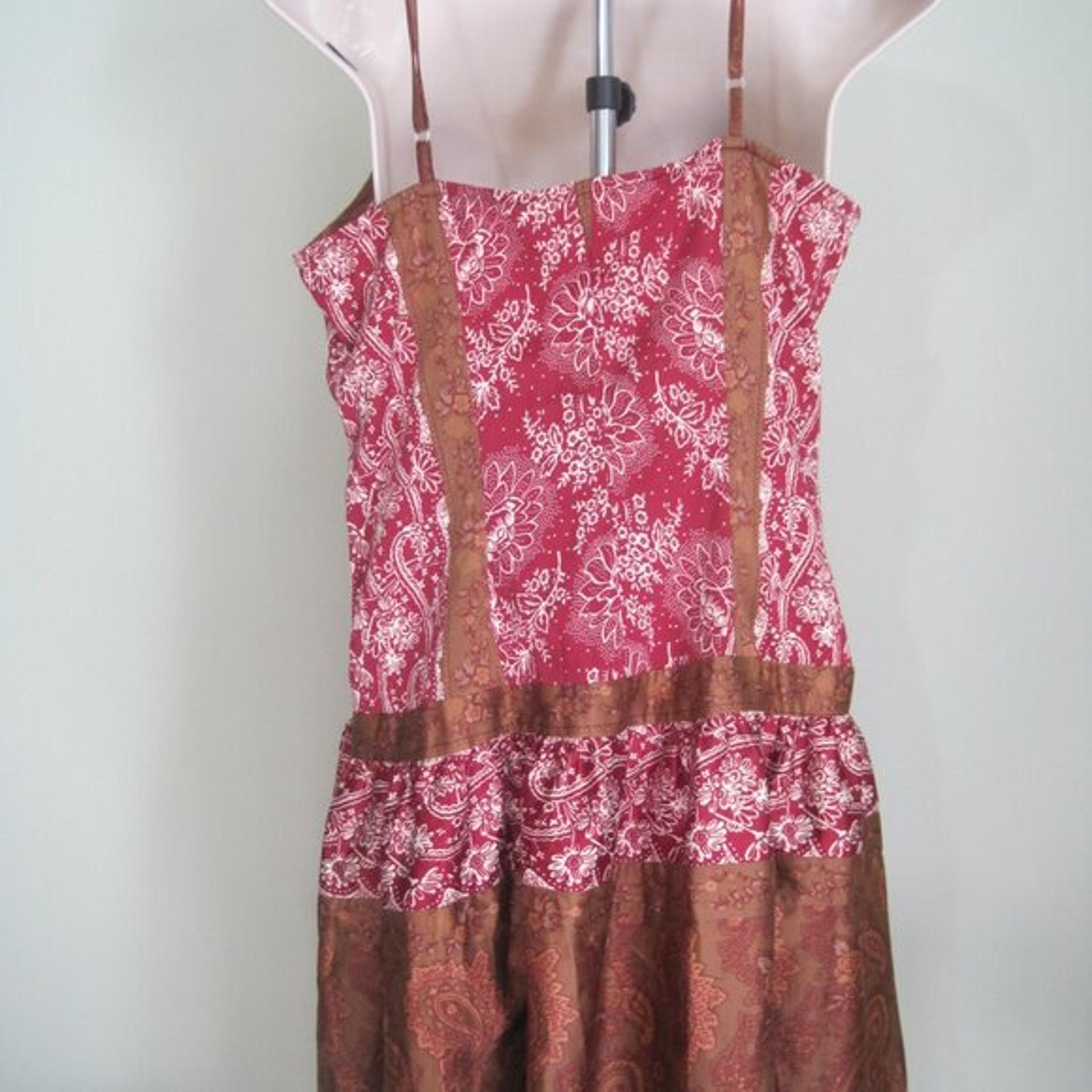 Charlotte Russe Women's Large Silk Polyester Red Brown Floral Sleeveless Dress