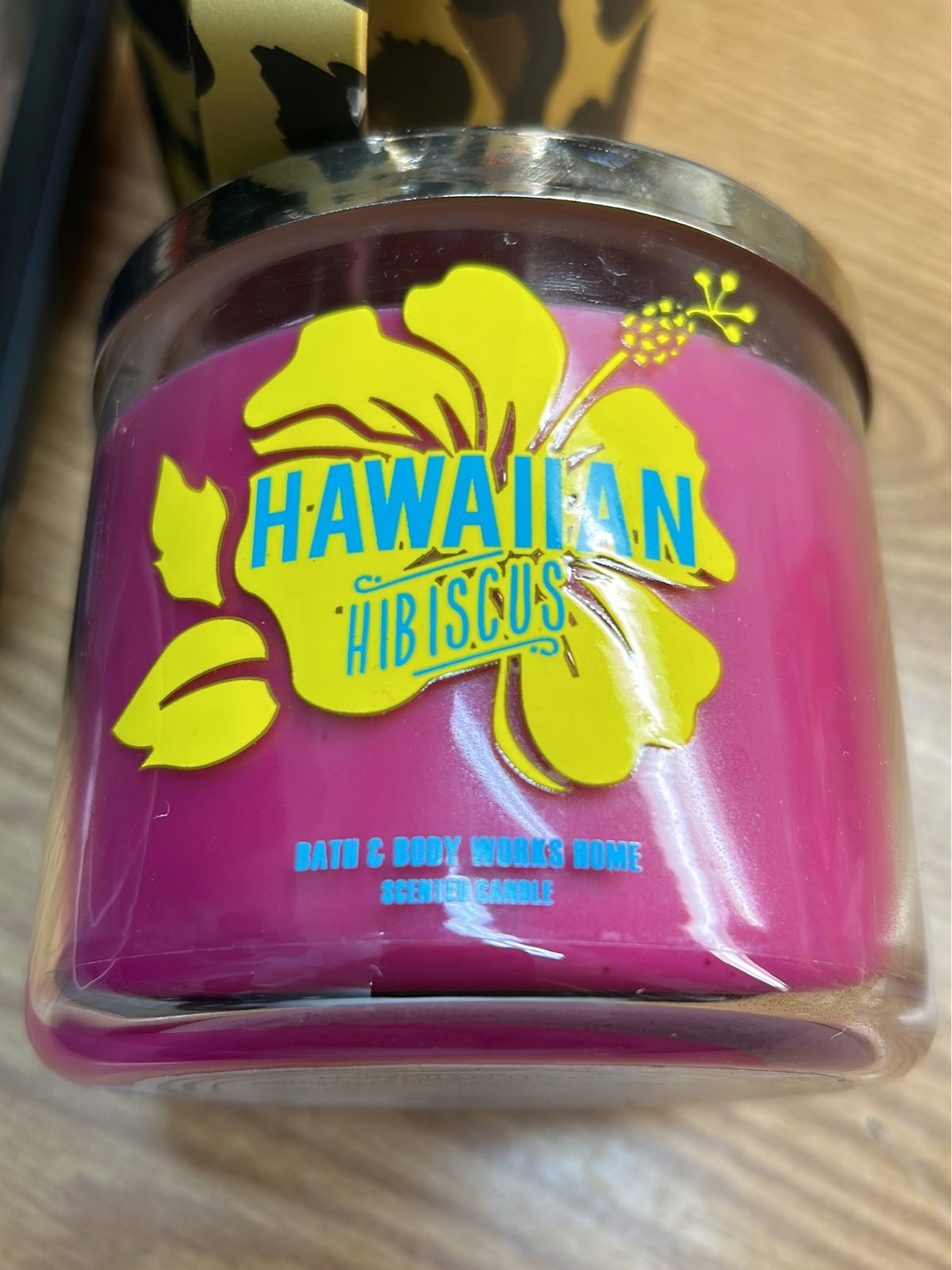 Bath & Body Works Hawaiian Hibiscus candle